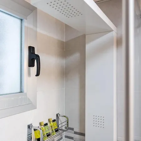 Holidays2malaga Salitre 45 High Speed Wifi Apartment *